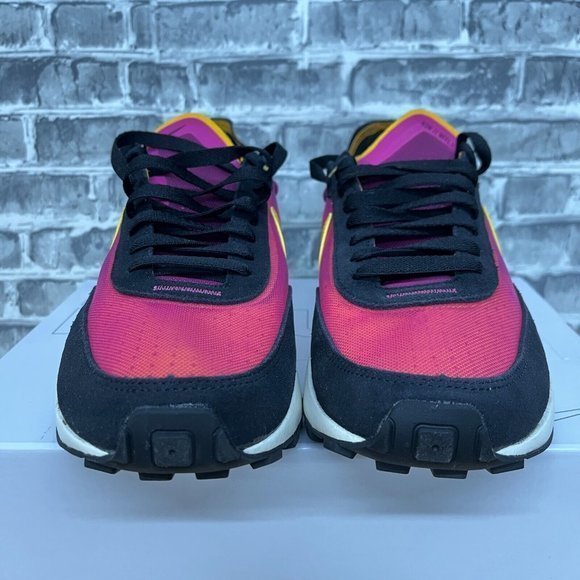 Nike Waffle One Active Fuchsia University Gold Black DA7995-600 Mens Size 8.5 - Picture 3 of 9